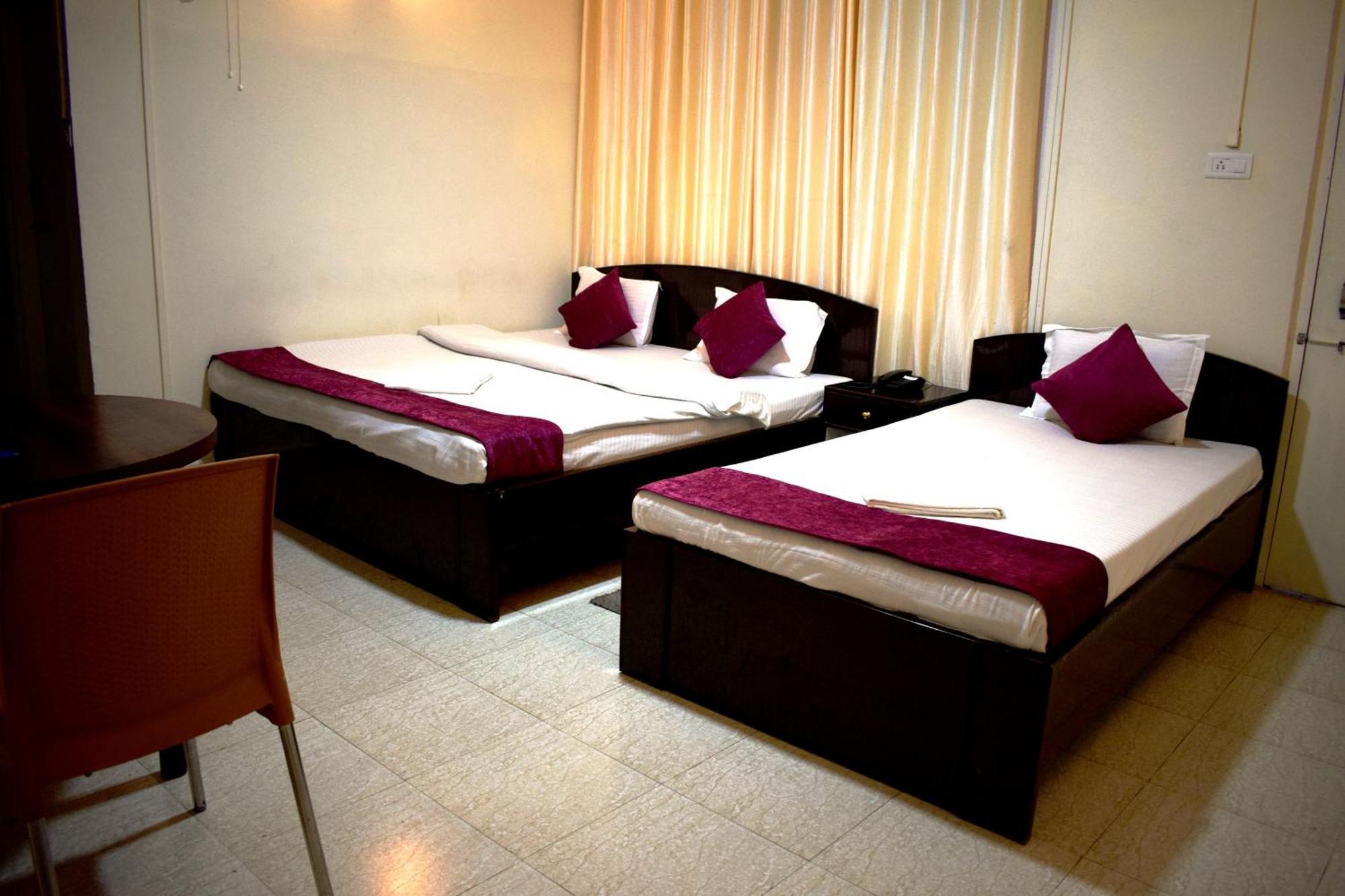 Lily Guest House 西隆 外观 照片
